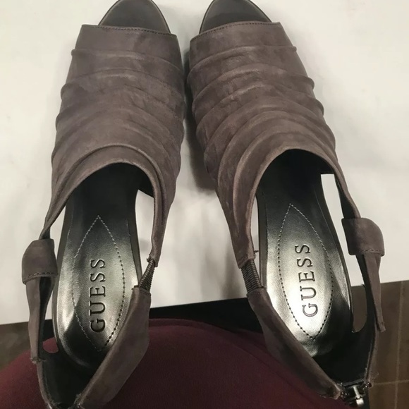 Guess Juliet Leather Shoes Sandals Heels Size 7 - Picture 4 of 8